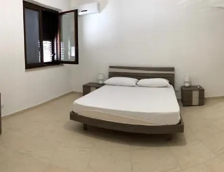 Palazzo Orchidea فندق روشيلا لونيكا
